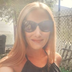 Meet your Posher, Alana